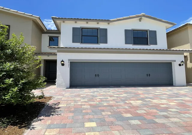 Photo 2 of Townhouse for sale at 8191 Cinch Way, Lake Worth, FL 33467 | MLS# B26008365 | Listing updated on 2026-09-15