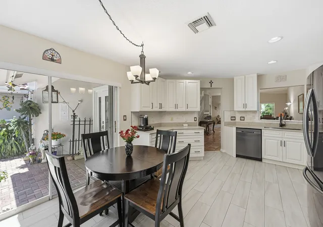 Photo 3 of Townhouse for sale at 4115 Carriage Dr #P2, Pompano Beach, FL 33069 | MLS# B26008653 | Listing updated on 2026-09-15