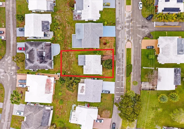 Photo 3 of Single family home for sale at 5713 Nw 84th Terrace, Tamarac, FL 33321 | MLS# B26009503 | Listing updated on 2026-09-14