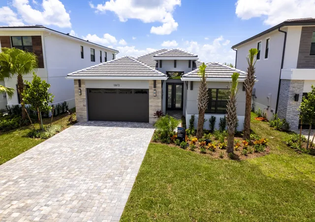 Photo 2 of Single family home for sale at 12672 Solana Bay Cir, Palm Beach Gardens, FL 33412 | MLS# B26009551 | Listing updated on 2026-09-16