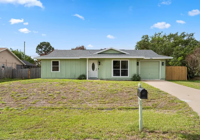 Photo 1 of Single family home for sale at 452 Sw David Ter, Port Saint Lucie, FL 34953 | MLS# B26011565 | Listing updated on 2026-09-16