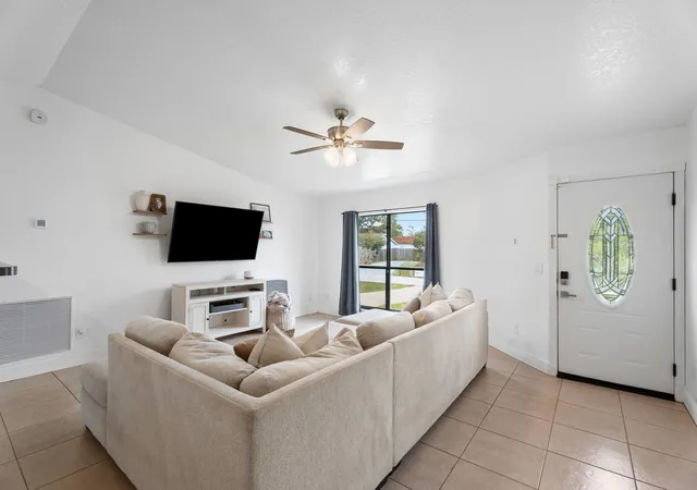 Photo 3 of Single family home for sale at 452 Sw David Ter, Port Saint Lucie, FL 34953 | MLS# B26011565 | Listing updated on 2026-09-16