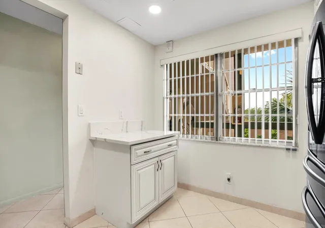 Photo 4 of Condo for sale at 4701 Martinique Dr #K3, Coconut Creek, FL 33066 | MLS# B26011571 | Listing updated on 2026-09-29