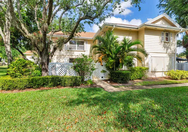 Photo 1 of Townhouse for sale at 8142 Bridgewater Ct #42c, West Palm Beach, FL 33406 | MLS# B26012452 | Listing updated on 2026-09-16