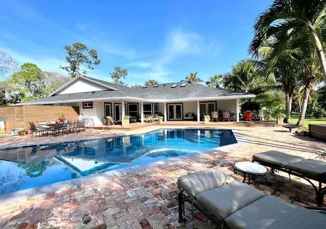 Photo 1 of Single family home for sale at 14256 Greentree Trl, Wellington, FL 33414 | MLS# B26012514 | Listing updated on 2026-09-23