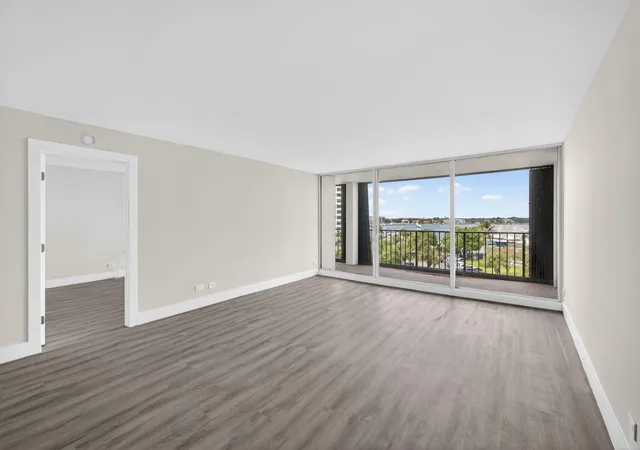 Photo 3 of Condo for sale at 136 Lakeshore Dr #511, North Palm Beach, FL 33408 | MLS# B26014250 | Listing updated on 2026-09-16
