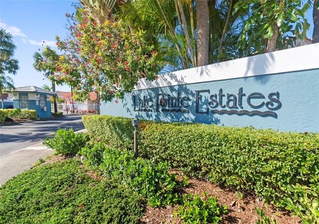 Photo 3 of Sale Pending at 3222 Nw 22nd Avenue, Fort Lauderdale, FL 33309 | MLS# B26014261 | Listing updated on 2026-09-20