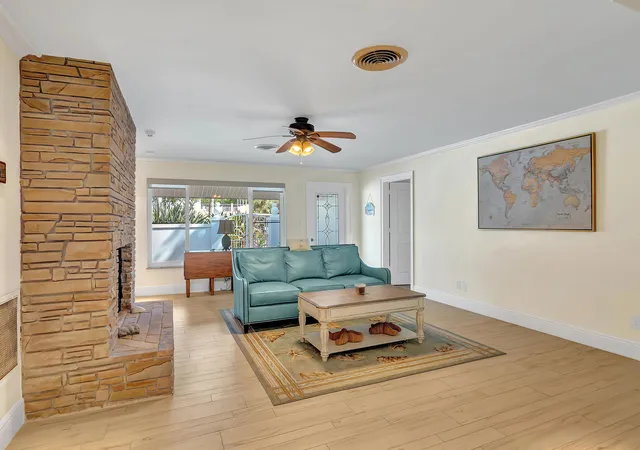 Photo 4 of Single family home for sale at 500 Gardenia Ln, Vero Beach, FL 32963 | MLS# B26014596 | Listing updated on 2026-09-26