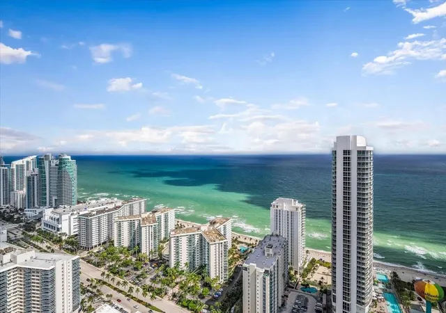 Photo 4 of Condo for sale at 4010 S Ocean Dr #R1102, Hollywood, FL 33019 | MLS# B26015570 | Listing updated on 2026-09-23