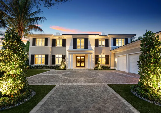 Photo 1 of Sale Pending at 133 W Coconut Palm Rd, Boca Raton, FL 33432 | MLS# B26015952 | Listing updated on 2026-09-16