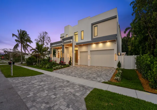 Photo 2 of Mansion for sale at 274 Ne 3rd Court, Boca Raton, FL 33432 | MLS# B26016150 | Listing updated on 2026-09-14