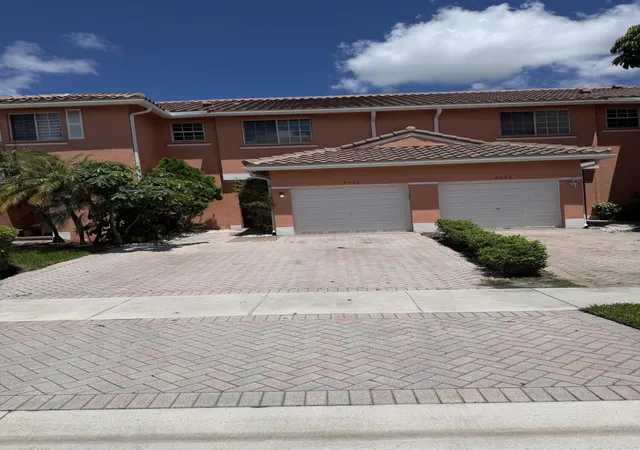 Townhouse for sale at 4032 NW 92nd Avenue #4032, Sunrise, FL 33351 | MLS# B26016251