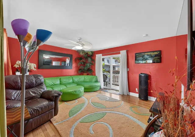 Photo 3 of Single family home for sale at 1380 Ne 40th Drive, Oakland Park, FL 33334 | MLS# B26016953 | Listing updated on 2026-09-14