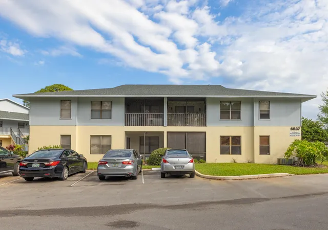 Photo 3 of Condo for sale at 6537 Se Federal Hwy #101, Stuart, FL 34997 | MLS# B26017299 | Listing updated on 2026-09-15