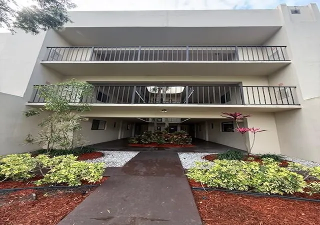 Photo 3 of Condo for sale at 5220 Las Verdes Cir #108, Delray Beach, FL 33484 | MLS# B26017349 | Listing updated on 2026-09-15