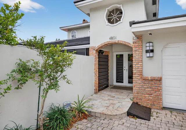 Photo 1 of Single family home for sale at 4801 Ne 29th Avenue, Fort Lauderdale, FL 33308 | MLS# B26017469 | Listing updated on 2026-09-24