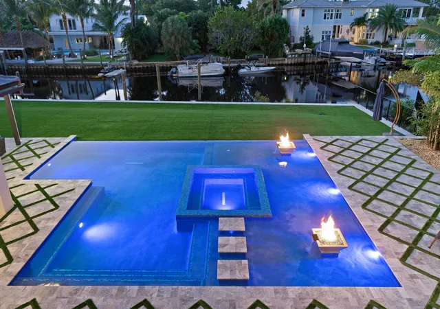 Photo 1 of Mansion for sale at 261 Old Jupiter Beach Rd, Jupiter, FL 33477 | MLS# B26018188 | Listing updated on 2026-09-15