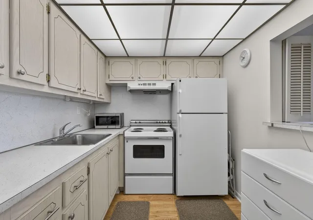 Photo 3 of Condo for sale at 225 Bedford I #225, West Palm Beach, FL 33417 | MLS# B26018191 | Listing updated on 2026-09-14