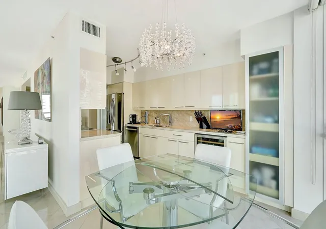 Photo 2 of Condo for sale at 16400 Collins Ave #641, Sunny Isles Beach, FL 33160 | MLS# B26018459 | Listing updated on 2026-09-30