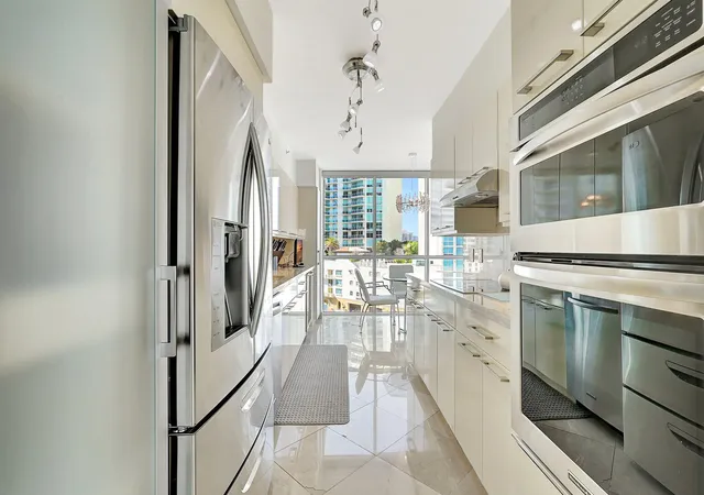 Photo 3 of Condo for sale at 16400 Collins Ave #641, Sunny Isles Beach, FL 33160 | MLS# B26018459 | Listing updated on 2026-09-30