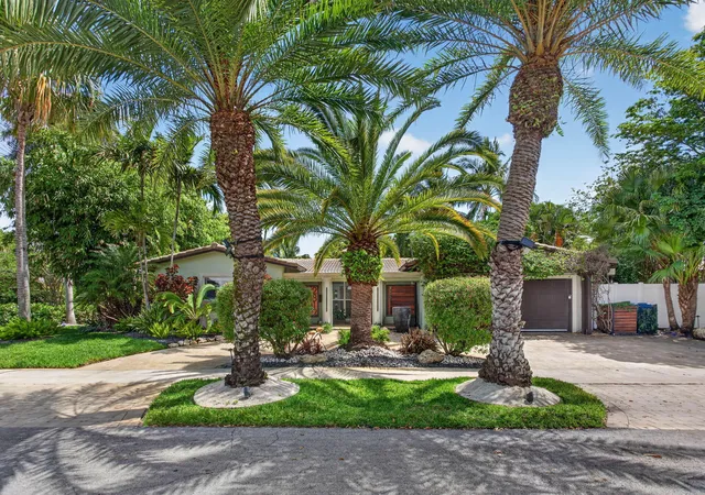 Photo 2 of Single family home for sale at 2812 Nw 12th Avenue, Wilton Manors, FL 33311 | MLS# B26019953 | Listing updated on 2026-09-23