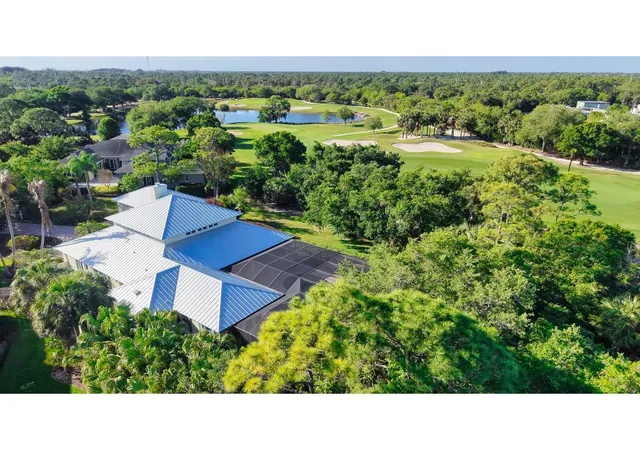 Photo 3 of Single family home for sale at 230 Oak Hammock Ct Sw, Vero Beach, FL 32962 | MLS# B26019986 | Listing updated on 2026-10-01