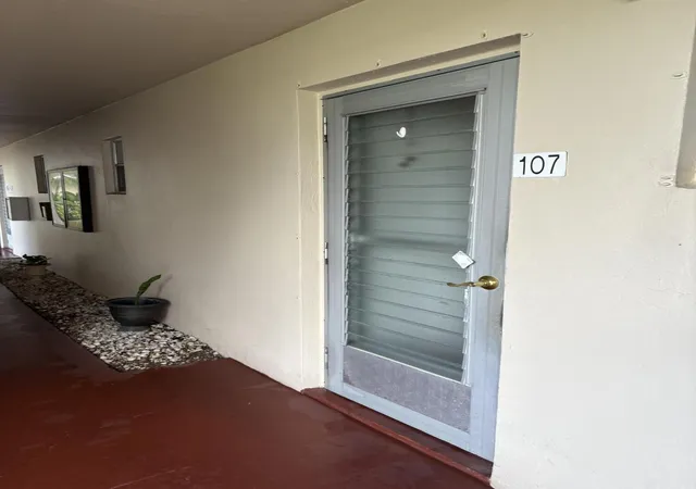Photo 3 of Condo for sale at 2606 Garden Dr S #107, Lake Worth, FL 33461 | MLS# B26020188 | Listing updated on 2026-09-13