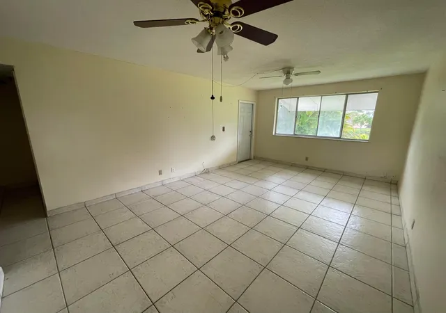 Photo 4 of Condo for sale at 2606 Garden Dr S #107, Lake Worth, FL 33461 | MLS# B26020188 | Listing updated on 2026-09-13