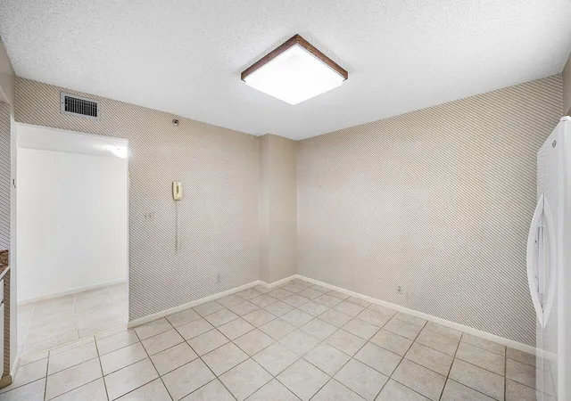 Photo 4 of Condo for sale at 3400 S Ocean Blvd #5k, Highland Beach, FL 33487 | MLS# B26020669 | Listing updated on 2026-10-02