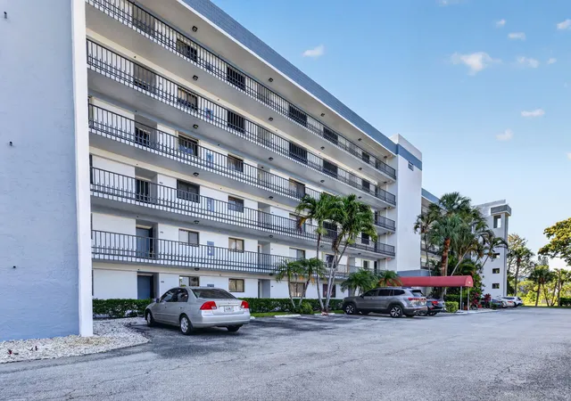 Photo 1 of Condo for sale at 7770 Tahiti Ln #102, Lake Worth, FL 33467 | MLS# B26020689 | Listing updated on 2026-09-14