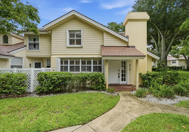 Photo 1 of Townhouse for sale at 8111 Northboro Ct #11d, West Palm Beach, FL 33406 | MLS# B26021075 | Listing updated on 2026-09-16