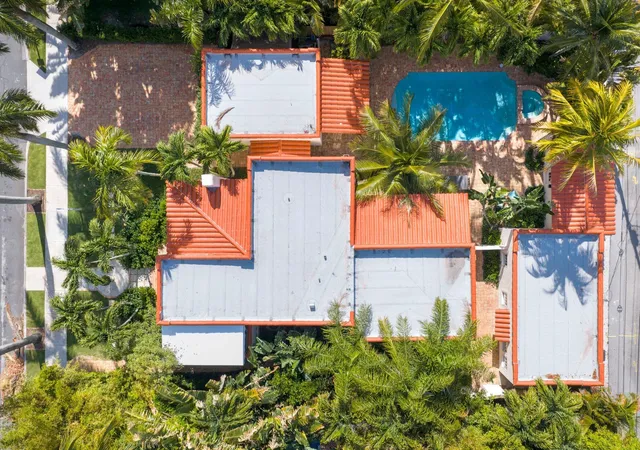 Photo 2 of Single family home for sale at 429 30th Street, West Palm Beach, FL 33407 | MLS# B26021085 | Listing updated on 2026-09-14
