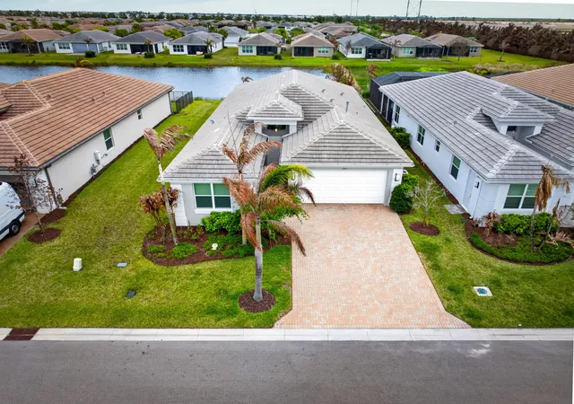 Photo 2 of Single family home for sale at 11949 Sw Coral Cvs Pkwy, Port St Lucie, FL 34987 | MLS# B26021168 | Listing updated on 2026-09-15