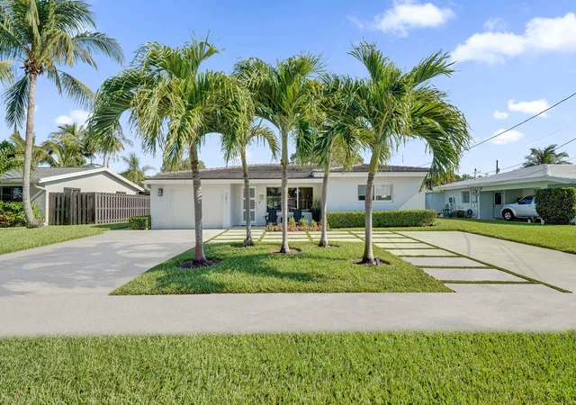 Photo 3 of Single family home for sale at 381 Se 3rd Street, Pompano Beach, FL 33060 | MLS# B26021448 | Listing updated on 2026-10-06