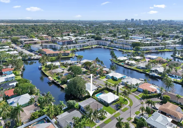 Photo 2 of Single family home for sale at 381 Se 3rd Street, Pompano Beach, FL 33060 | MLS# B26021448 | Listing updated on 2026-10-06
