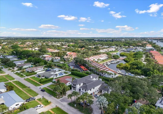Photo 4 of Single family home for sale at 2267 Windsor Rd, West Palm Beach, FL 33410 | MLS# B26021723 | Listing updated on 2026-09-16
