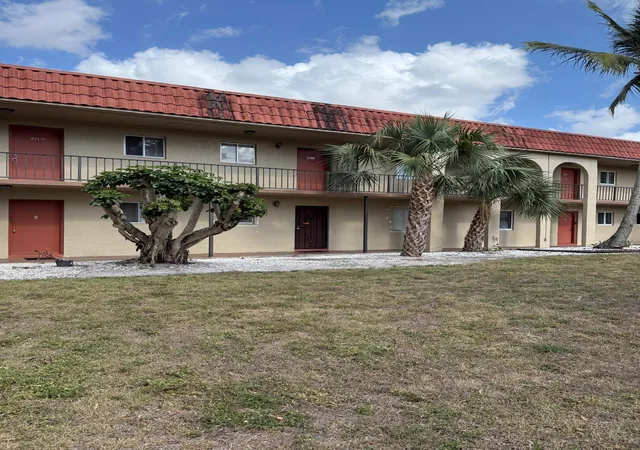 Photo 3 of Condo for sale at 6074 Forest Hl Blvd #208, West Palm Beach, FL 33415 | MLS# B26022031 | Listing updated on 2026-09-15