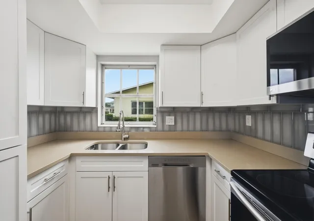 Photo 3 of House for sale at 2680 Barkley Dr E #C, West Palm Beach, FL 33415 | MLS# B26022098 | Listing updated on 2026-09-15