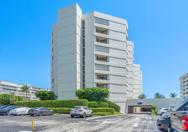 Photo 1 of Condo for sale at 3560 S Ocean Blvd #809, Palm Beach, FL 33480 | MLS# B26022111 | Listing updated on 2026-10-01