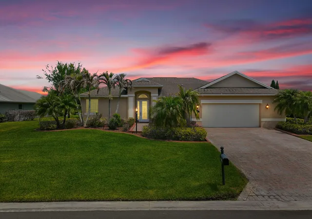 Photo 1 of Single family home for sale at 1215 Southlakes Way SW, Vero Beach, FL 32968 | MLS# B26022998 | Listing updated on 2026-10-07