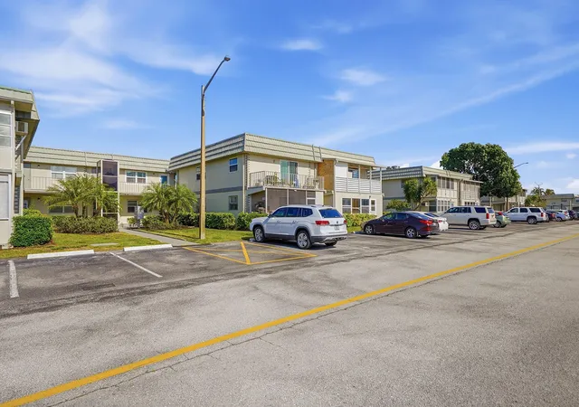 Photo 3 of Condo for sale at 251 Monaco Way, Delray Beach, FL 33446 | MLS# B26023285 | Listing updated on 2026-09-16