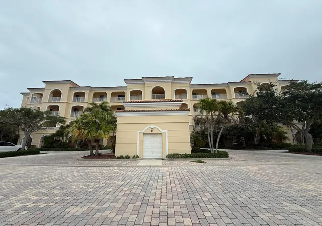 Photo 1 of Condo for sale at 11 W Harbour Isle Dr #105, Fort Pierce, FL 34949 | MLS# B26023398 | Listing updated on 2026-09-14