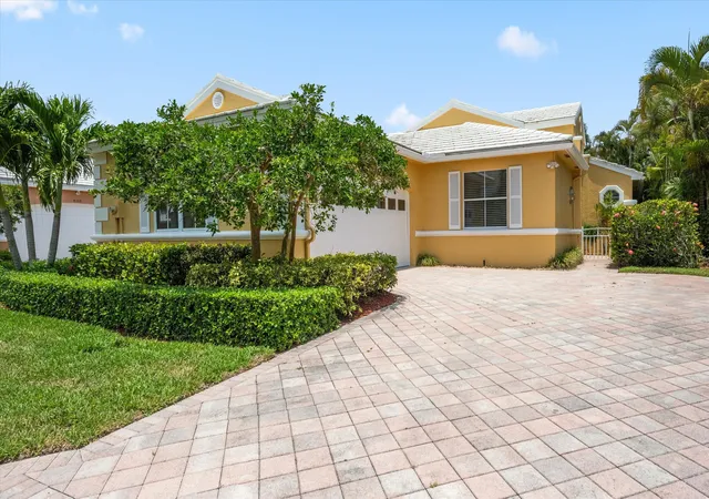 Photo 2 of Single family home for sale at 4362 Kensington Park Way, Lake Worth, FL 33449 | MLS# B26023788 | Listing updated on 2026-09-16