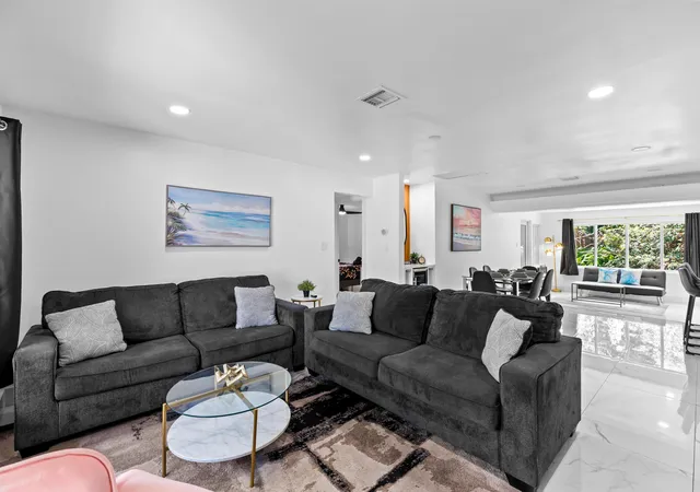 Photo 3 of Single family home for sale at 1010 SW 32nd Street, Fort Lauderdale, FL 33315 | MLS# B26024112 | Listing updated on 2026-09-15