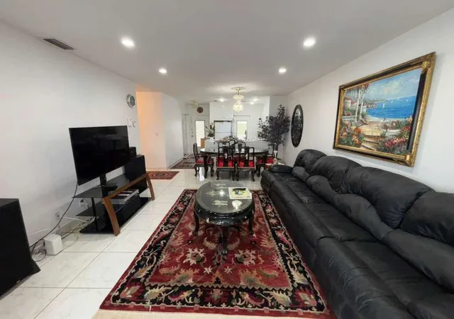 Photo 1 of Condo for sale at 4706 Nw 36th Street #605, Lauderdale Lakes, FL 33319 | MLS# B26024361 | Listing updated on 2026-09-14