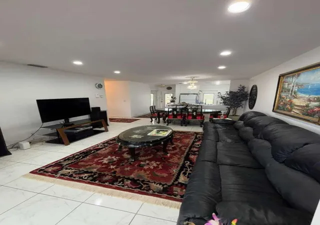 Photo 3 of Condo for sale at 4706 Nw 36th Street #605, Lauderdale Lakes, FL 33319 | MLS# B26024361 | Listing updated on 2026-09-14