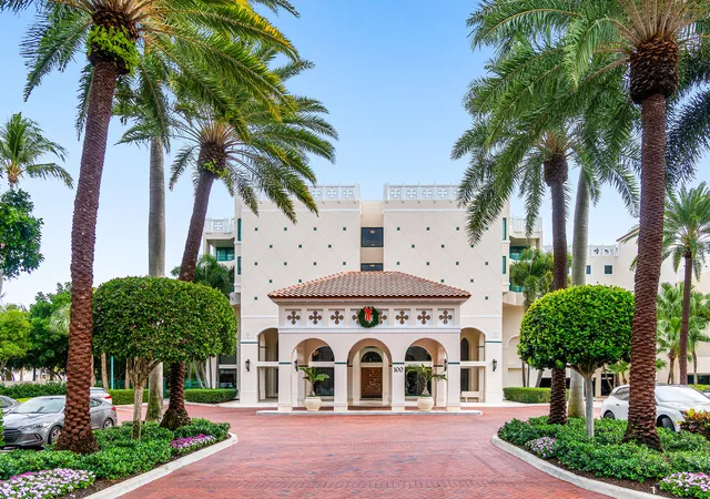 Photo 3 of Condo for sale at 100 Se 5th Avenue #410, Boca Raton, FL 33432 | MLS# B26024519 | Listing updated on 2026-09-13