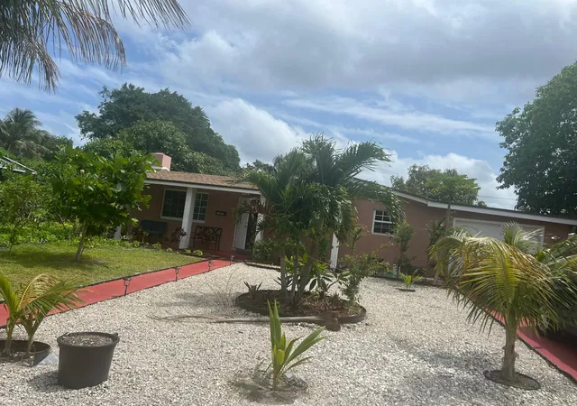 Photo 1 of Single family home for sale at 1026 Hansen St, West Palm Beach, FL 33405 | MLS# B26025104 | Listing updated on 2026-09-23