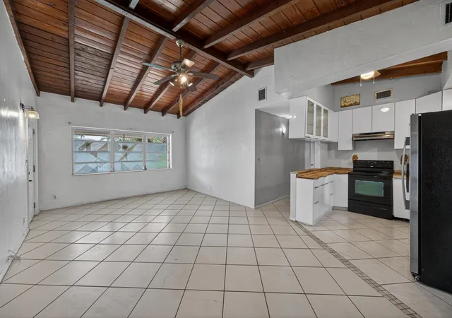 Photo 3 of Single family home for sale at 1425 SW 19th Avenue, Fort Lauderdale, FL 33312 | MLS# B26025828 | Listing updated on 2026-09-15