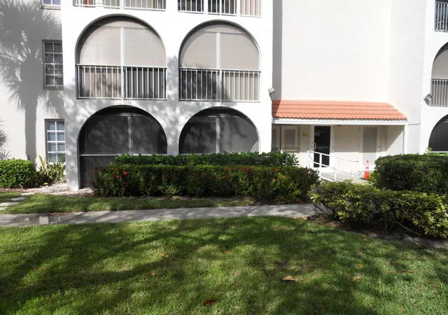 Photo 2 of Sale Pending at 250 Ne 20th Street #123s, Boca Raton, FL 33431 | MLS# B26025868 | Listing updated on 2026-09-15